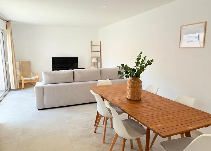 L'Ecurie - Maison Neuve 5 Personnes, Piscine
